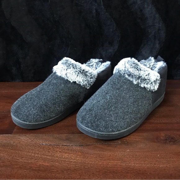 Cozy Memory Foam Slippers - Picture 6 of 10